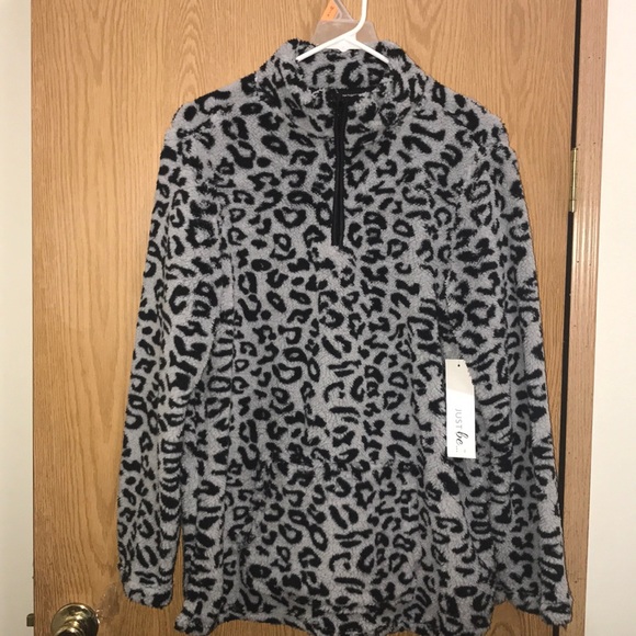 just be Tops - Plus size  sweater